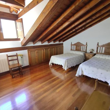 Villa La Huertona à Pesaguero-La Parte Extérieur photo
