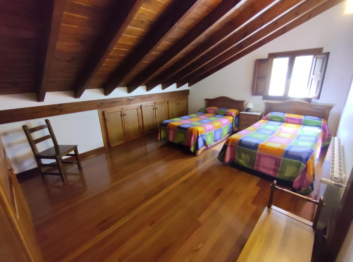 Villa La Huertona à Pesaguero-La Parte Extérieur photo